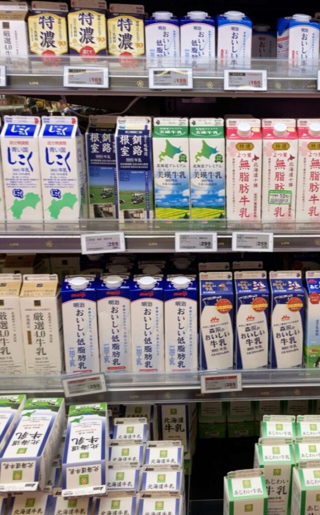 日本の牛乳売り場